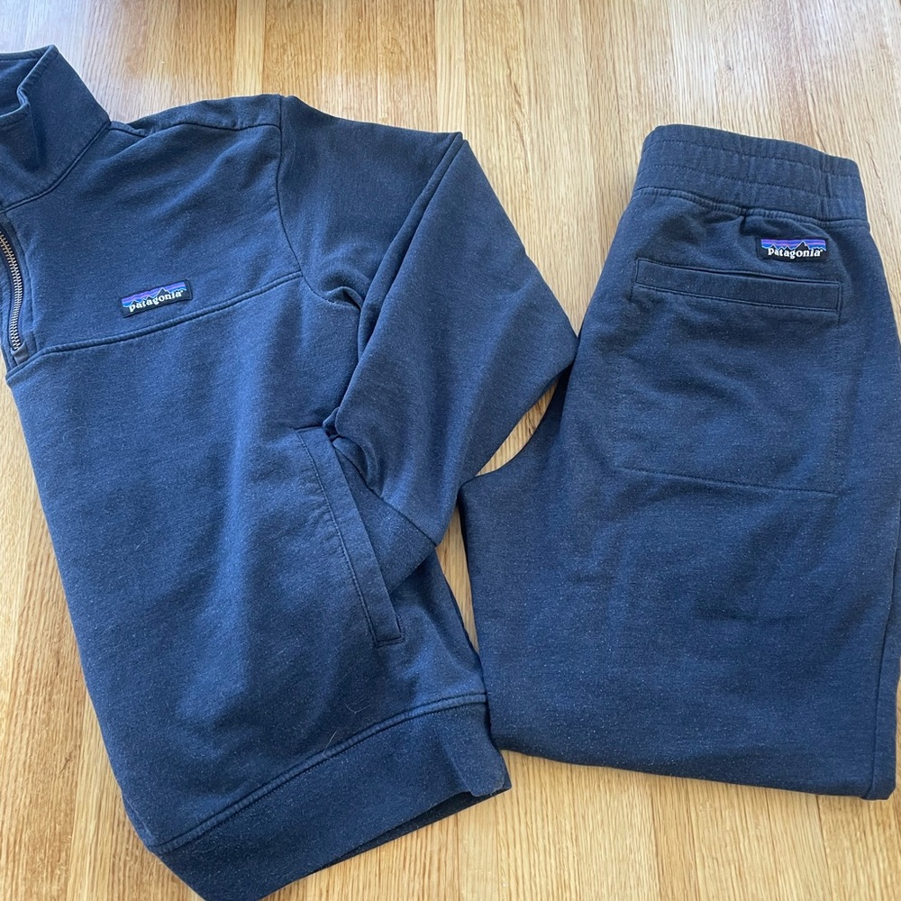 Patagonia Ahnya sweats set  | XS